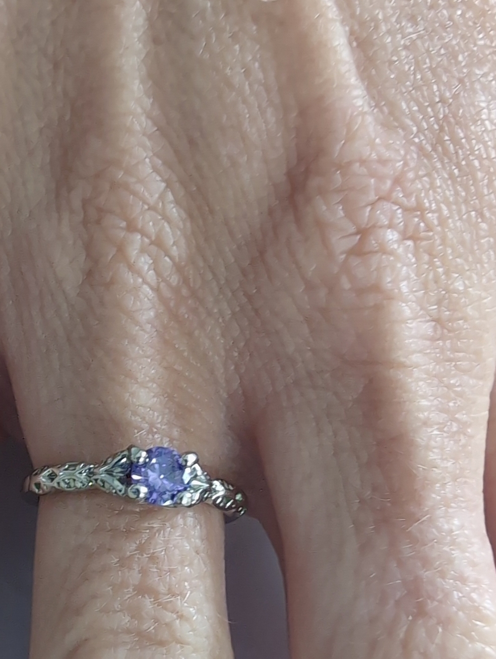 Dainty  Silver amathist Solitaire Ring - Purple Accent